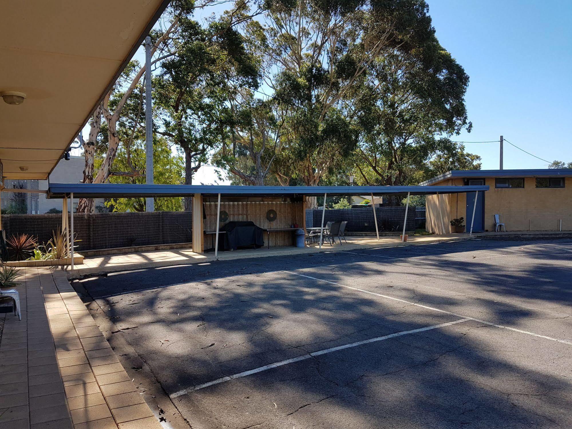Motel Traralgon Zewnętrze zdjęcie