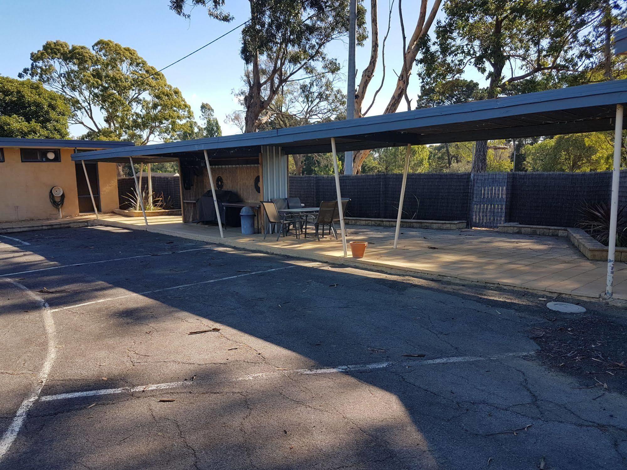 Motel Traralgon Zewnętrze zdjęcie